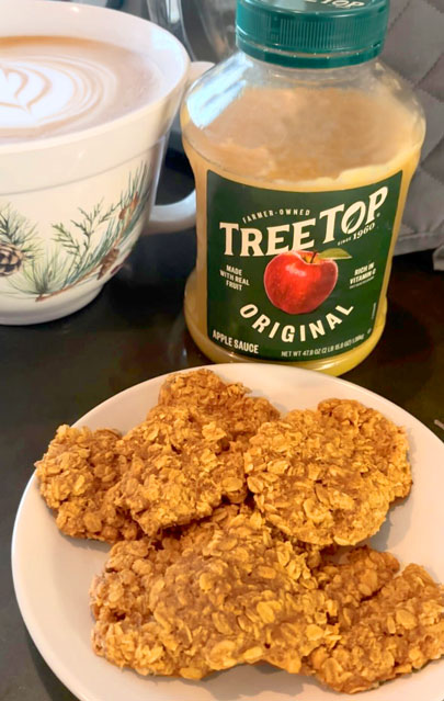 4-Ingredient Applesauce Cookies